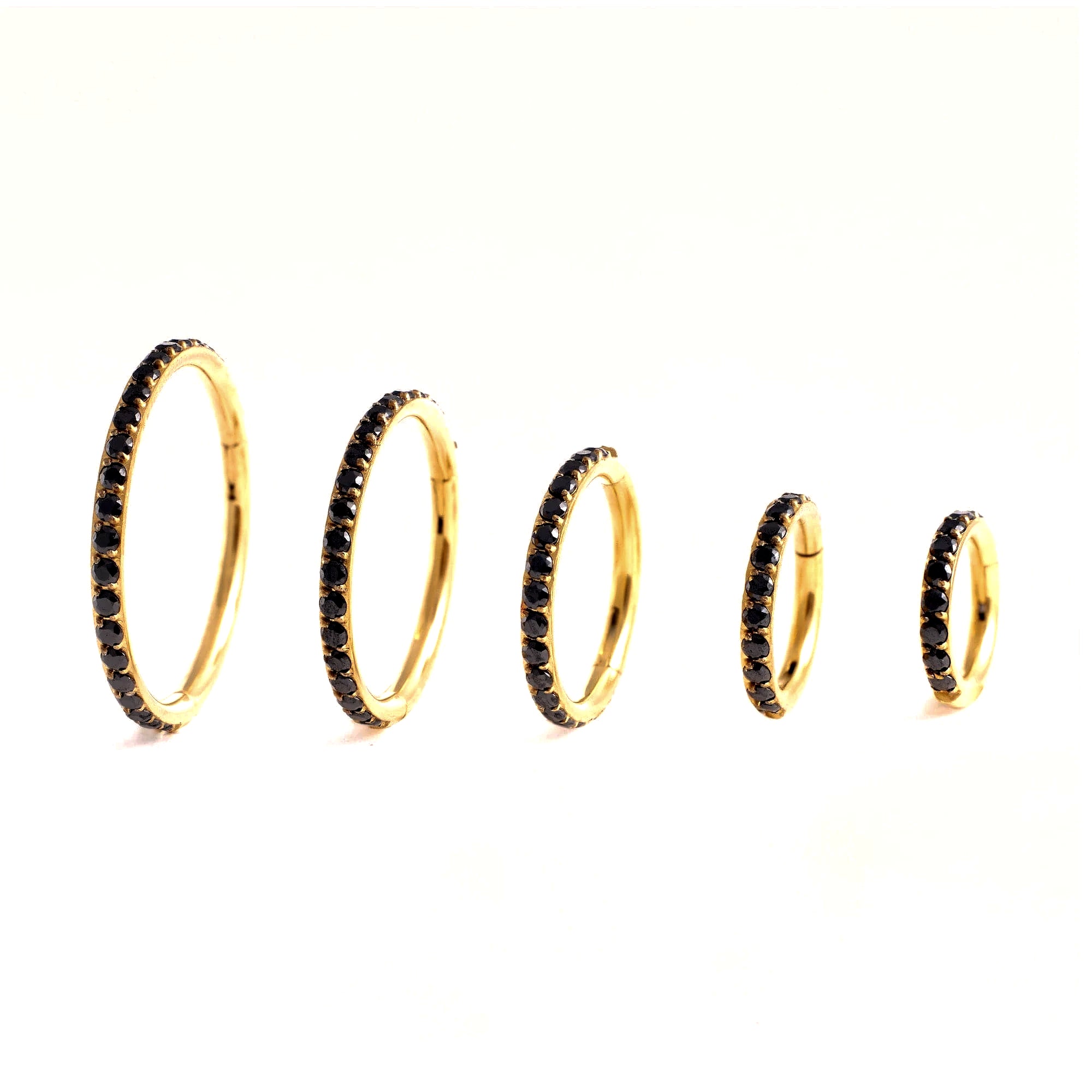 קליקר טיטניום שורה עדינה בשיבוץ שחור